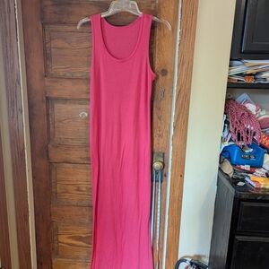 Vibrant Pink Sheath Maxi Dress with Scoop Neck